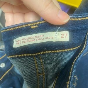 Levi’s 721 skinny jeans